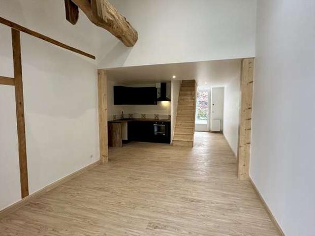 Vente appartement 3 pièces Barbezieux Saint Hilaire 16