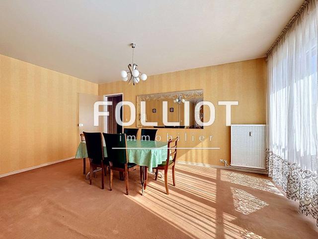 Vente appartement 4 pièces Caen Le Port Ste Thérèse 14