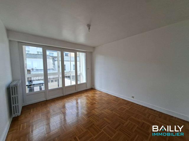 Vente appartement 3 pièces La Roche Sur Yon Centre Ville 85