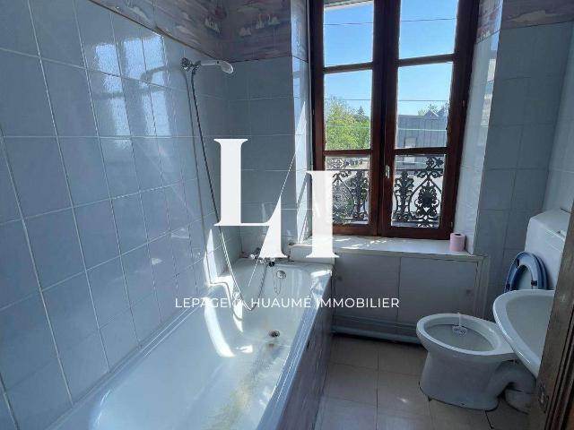 Vente appartement 3 pièces Laval Thévalles 53