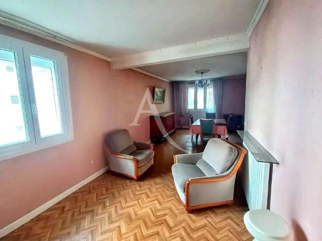 Vente appartement 3 pièces Nantes Rond Point de Paris Blanche de Castille 44