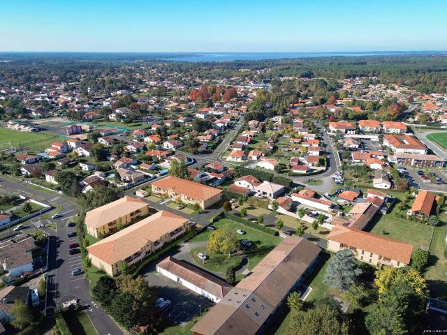 Vente appartement 3 pièces Parentis en Born 40