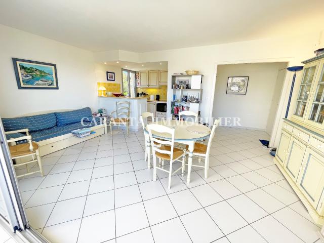 Vente appartement 3 pièces Sainte Maxime Centre ville Vue Mer dernier étage