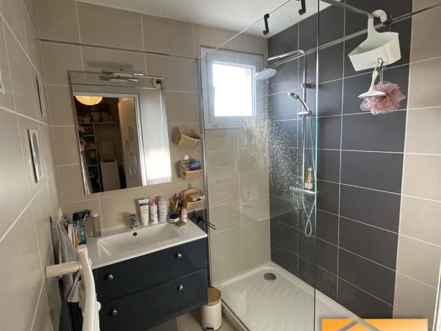 Vente appartement T3 avec terrasse, parking et piscine Age. 68m² Agen
