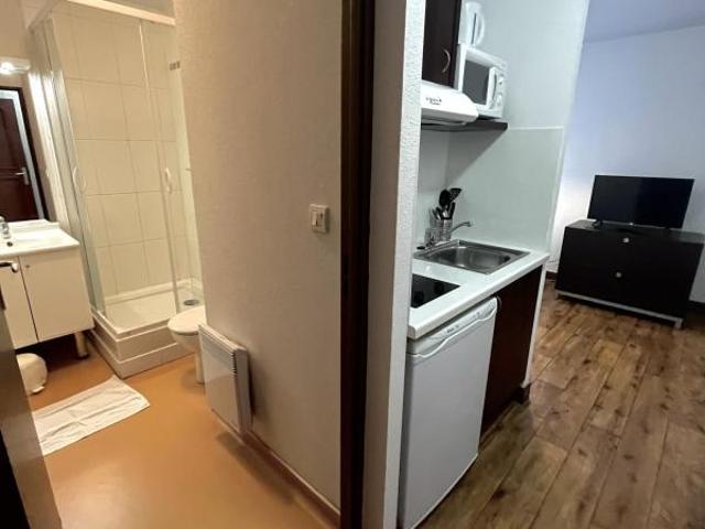 VENTE APPARTEMENT T1 MEUBLE RESIDENCE ETUDIANTE UXCO A NEVERS