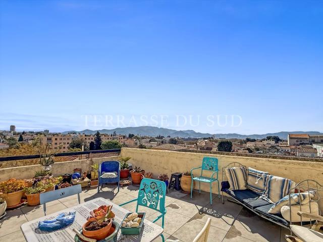 Vente Appartement T2/3 de 58 m2 LC avec Grande Terrasse, Par. 58m² Marseille 12ème