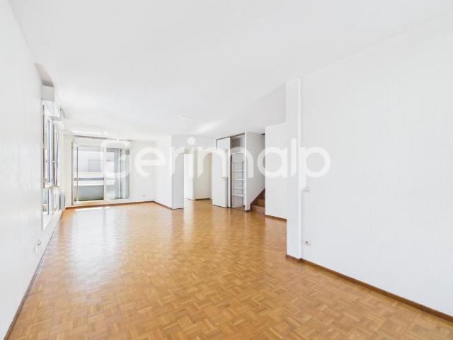 Vente Appartement duplex 5 pièces 111 m² 465 000 €