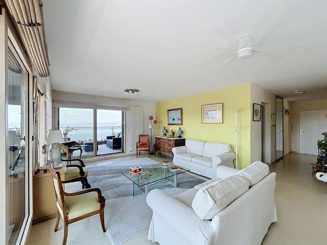 Vente APPARTEMENT EN ATTIQUE A EVIAN LES BAINS EVIAN SOTHEBY. 119m² Évian les Bains
