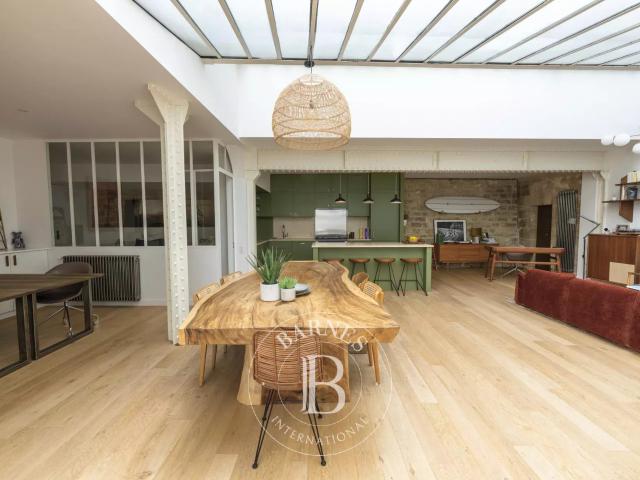 Vente appartement Paris 3 Place des Vosges Loft 3 chambres Magnifiques volumes