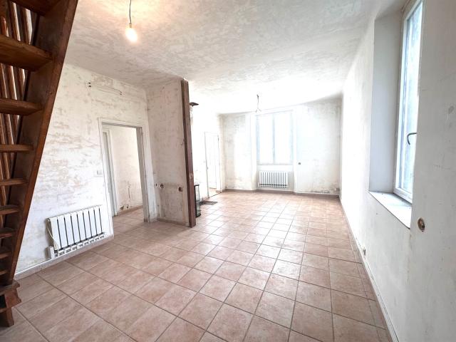 Vente appartement plateau, Duplex, avec terrain et Hangar 107m² Saint Martin