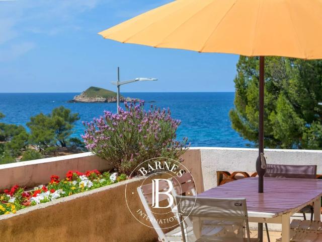 Vente Bandol Maison Vue Mer Accès Plage 260m² Bandol