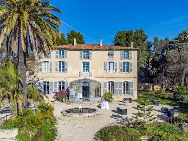 Vente Bastide 15 pièces 750 m2 Toulon