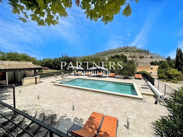 Vente Bastide 11 pièces 357 m2 La Destrousse