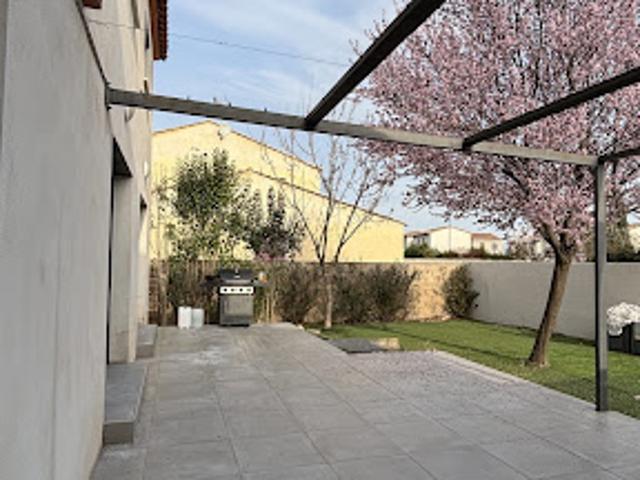 Vente Bastide 4 pièces 110 m2 Valergues
