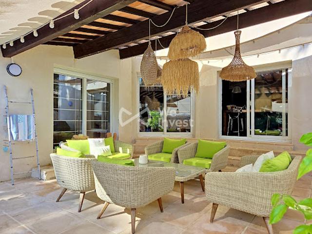 Vente Bastide 5 pièces 182.02 m2 Montpellier