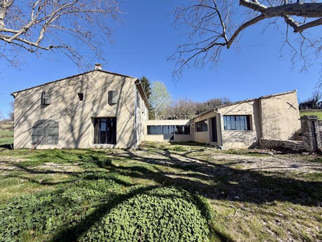 Vente Bastide 6 pièces 260 m2 Caseneuve