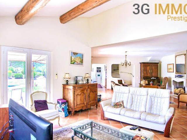 Vente Bastide 6 pièces 245 m2 Salernes