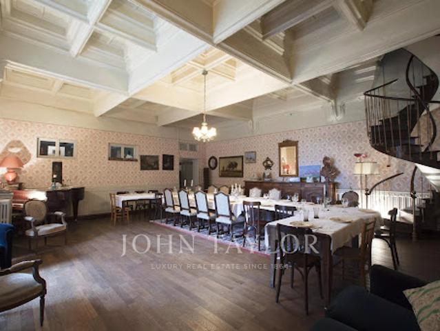 Vente Château 0 pièces 1400 m2 Aix les Bains