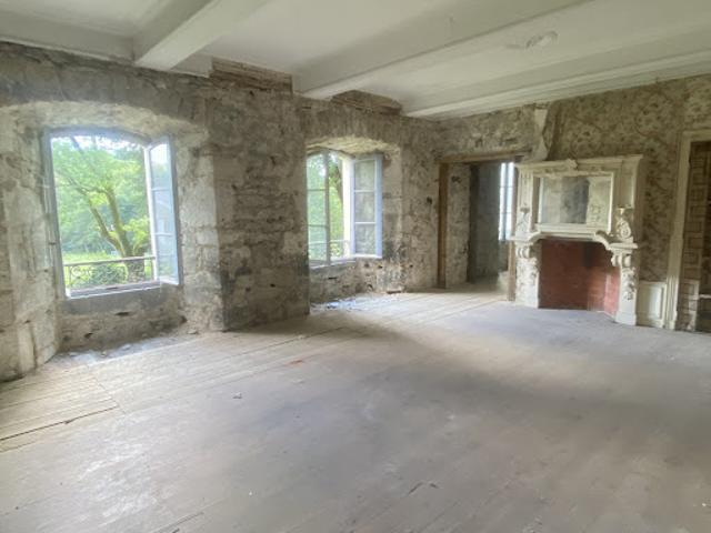 Vente Château 15 pièces 900 m2 Laguiole