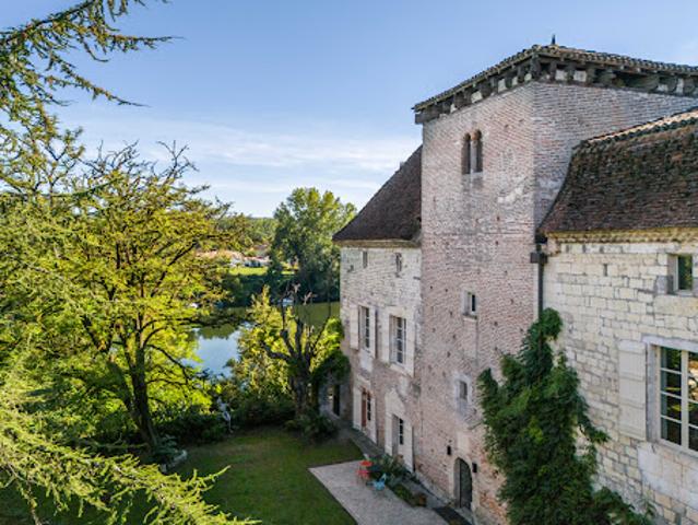 Vente Château 18 pièces 985 m2 Penne d'Agenais