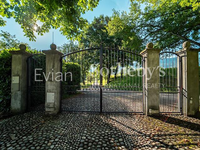 Vente Château 19 pièces 1204 m2 Lully