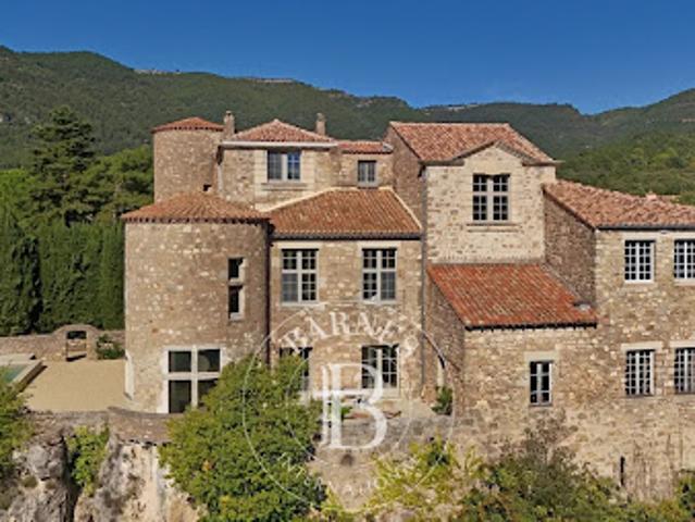 Vente Château 10 pièces 740 m2 Montpellier