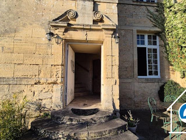 Vente Château 10 pièces 300 m2 Vienne en Bessin