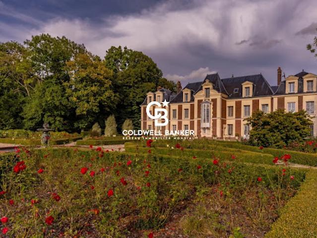 Vente Château 10 pièces 965 m2 Saint Thurien