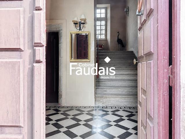 Vente Château 11 pièces 365 m2 La Haye Bellefond