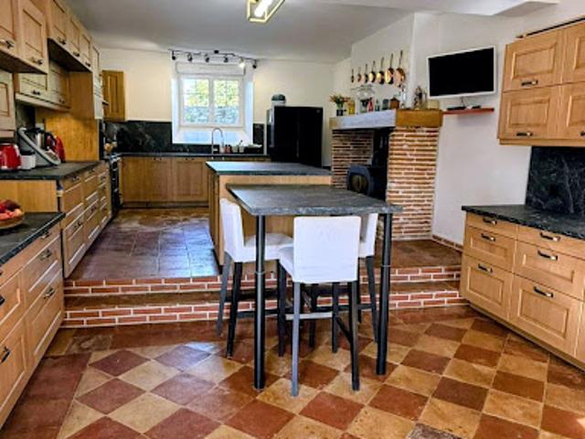 Vente Château 12 pièces 480 m2 Gasques