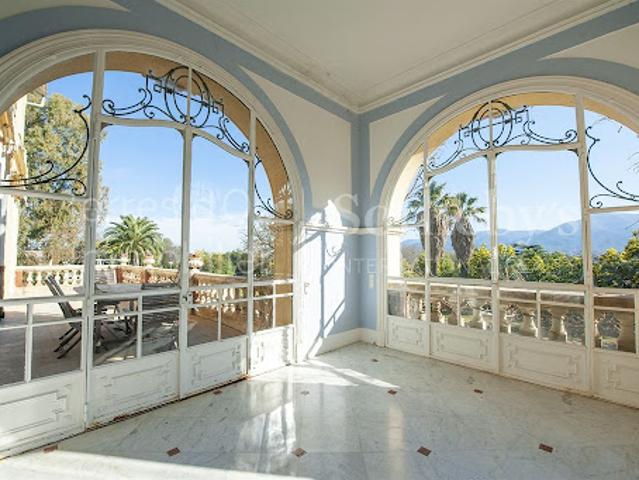 Vente Château 13 pièces 770 m2 Perpignan