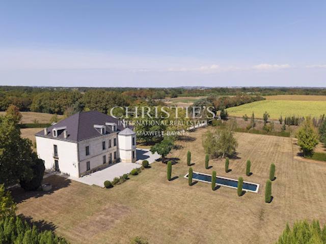 Vente Château 25 pièces 1076 m2 Bordeaux