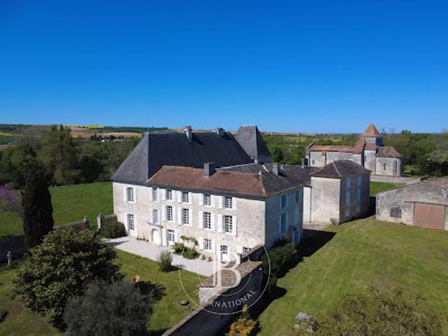 Vente Château 27 pièces 1037 m2 Angouleme