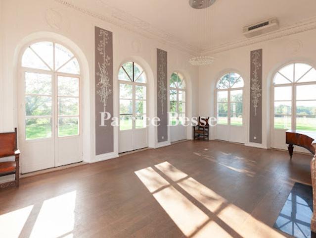 Vente Château 20 pièces 765 m2 Auxerre