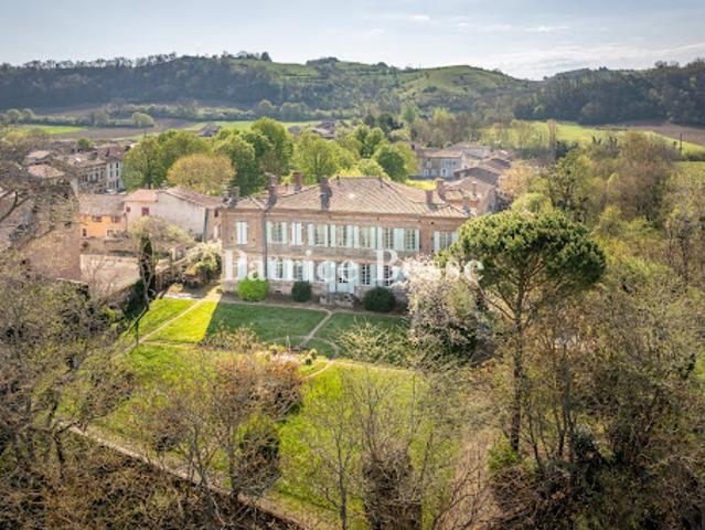 Vente Château 20 pièces 1000 m2 Cazeres