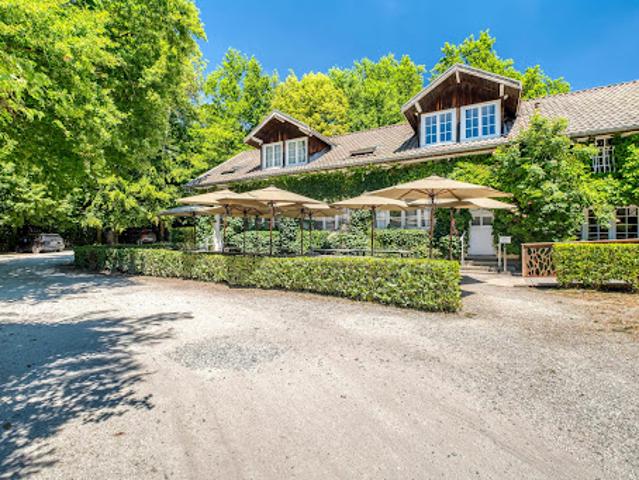 Vente Château 20 pièces 1200 m2 Saint Etienne de Saint Geoirs
