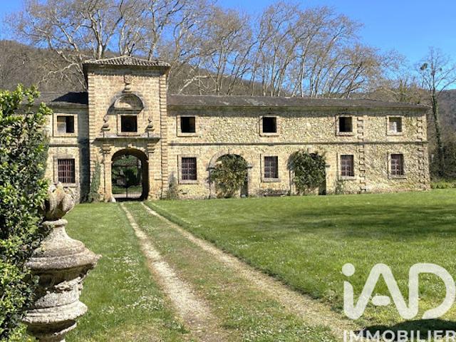 Vente Château 20 pièces 1380 m2 Chabeuil