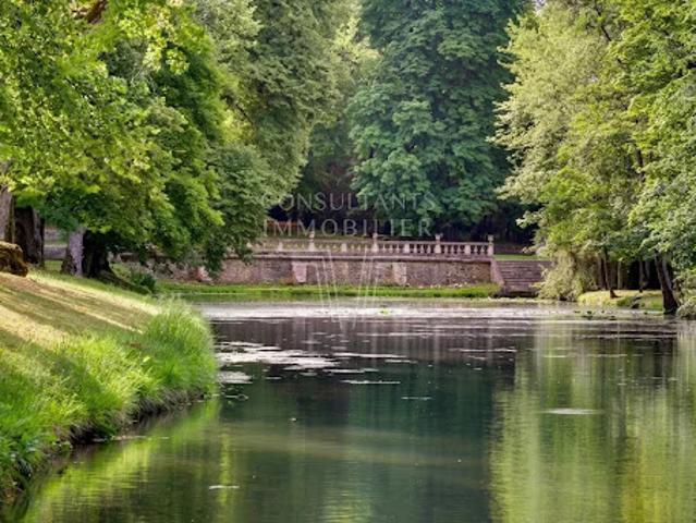 Vente Château 20 pièces 1450 m2 Senlis