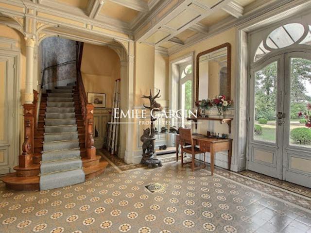 Vente Château 20 pièces 2500 m2 Toucy