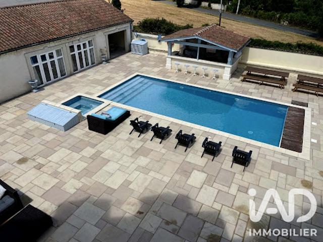 Vente Château 21 pièces 826 m2 Aulnay