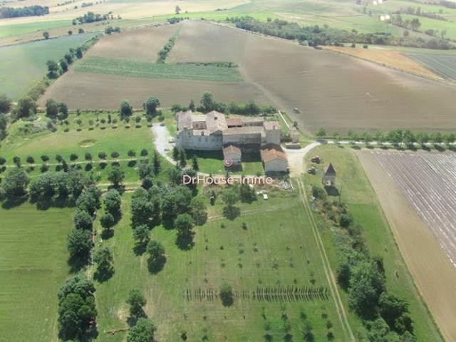 Vente Château 22 pièces 550 m2 Lasbordes