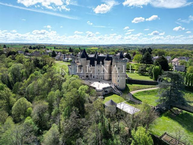 Vente Château 33 pièces 1750 m2 Argenton sur Creuse