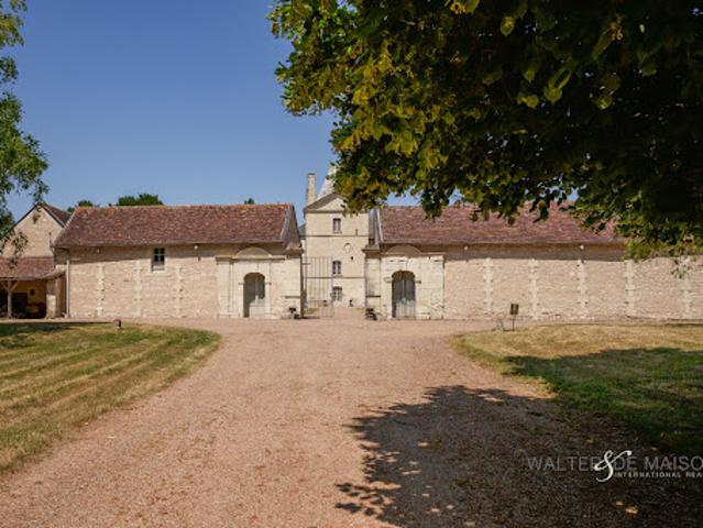 Vente Château 54 pièces 1874 m2 Razines