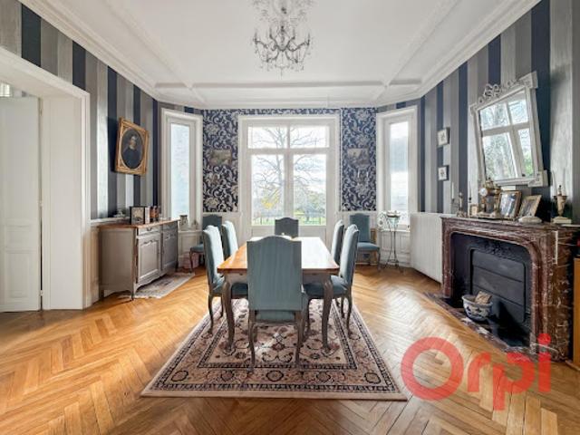 Vente Château 7 pièces 231 m2 Culan