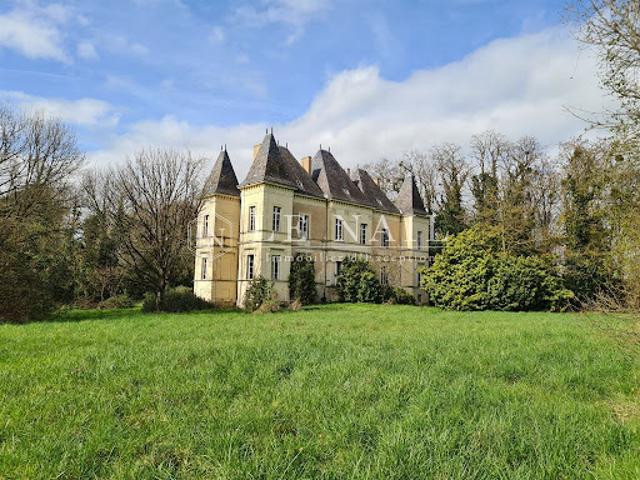 Vente Château 9 pièces 350 m2 Saumur