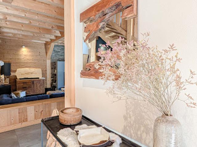 Vente Chalet 10 pièces 323 m2 Domancy