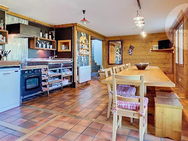 Vente Chalet 12 pièces 245 m2 Saint Nicolas la Chapelle