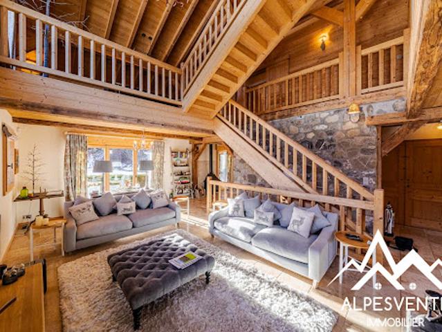 Vente Chalet 13 pièces 318.76 m2 Seytroux