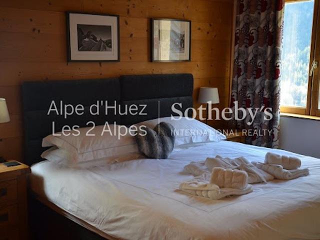 Vente Chalet 13 pièces 328.8 m2 Les deux alpes