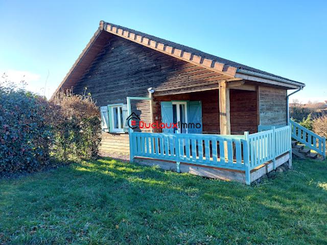 Vente Chalet 4 pièces 160 m2 Saint Mamet la Salvetat